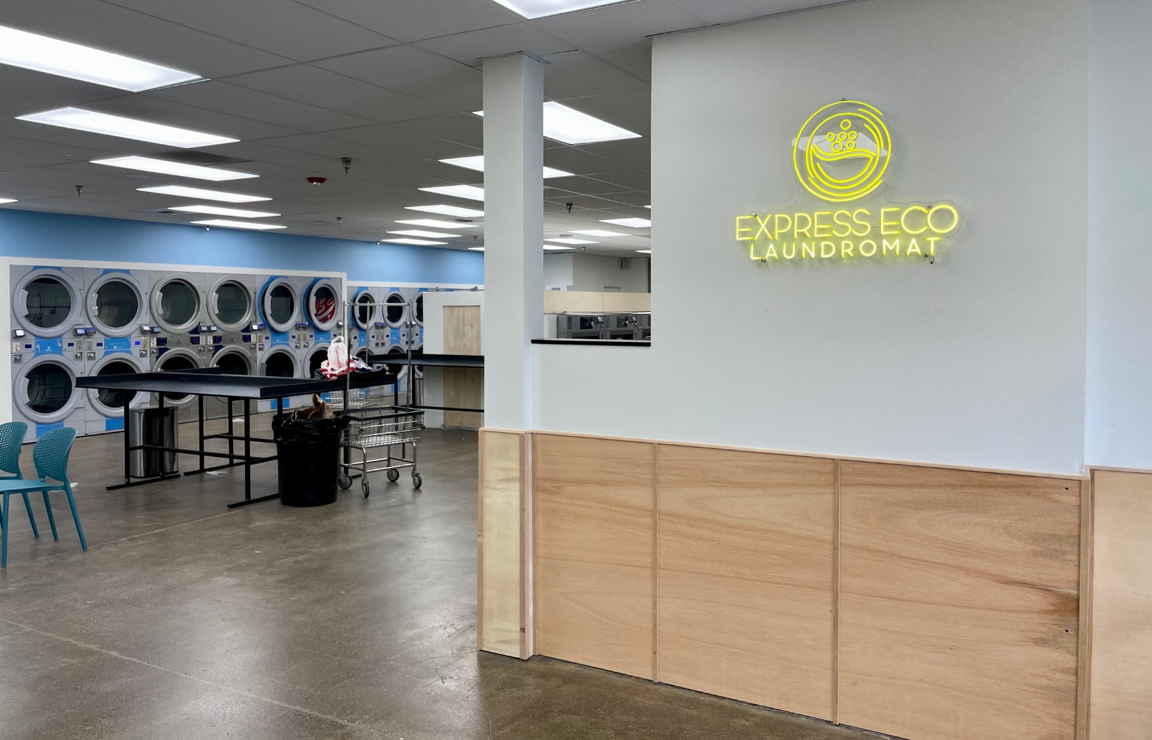 Coin Op Laundromat Wash Fold in Bend OR Express Eco